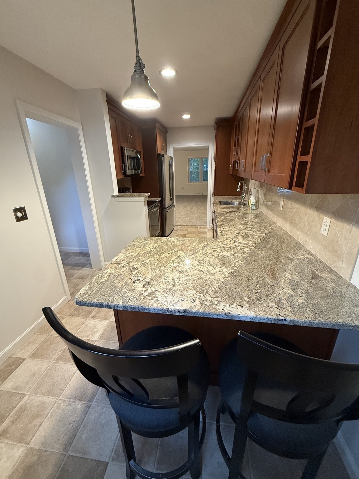 15 Stallbrook Rd # 15 Property Photo 5