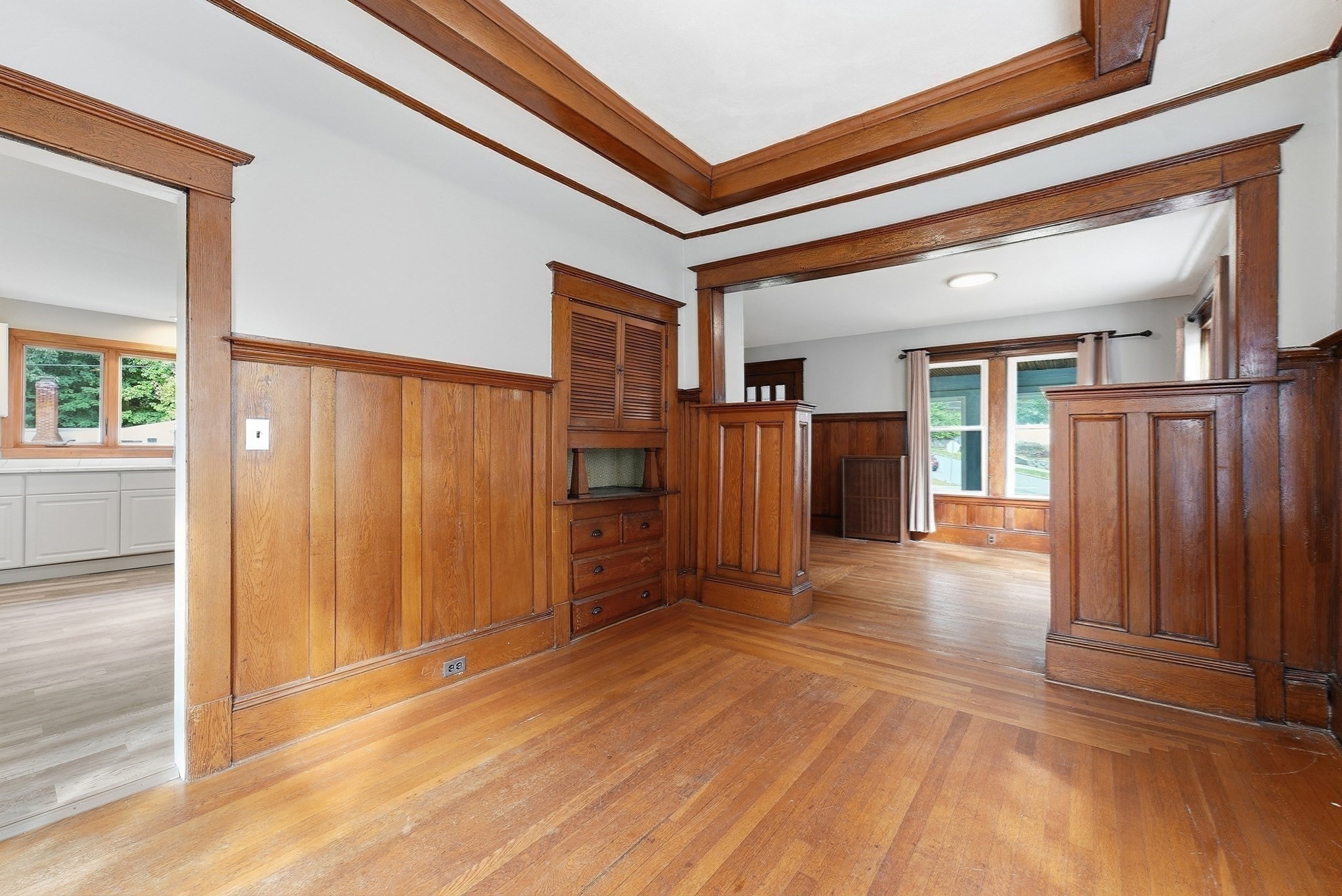 102 Tiffany St Property Photo 14