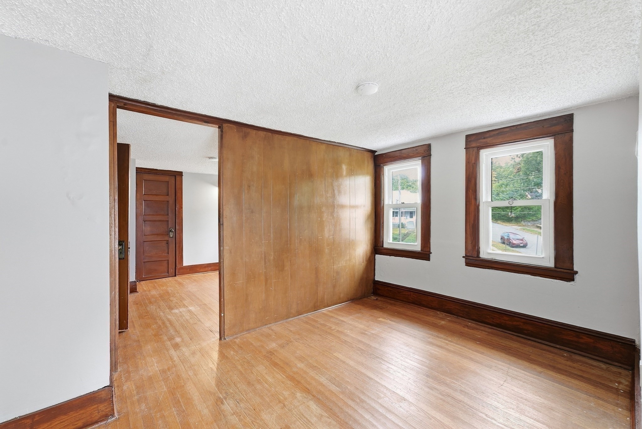 102 Tiffany St Property Photo 22