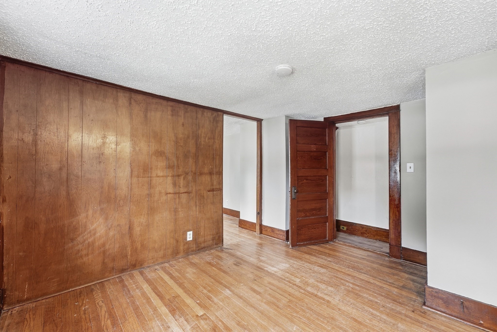 102 Tiffany St Property Photo 23