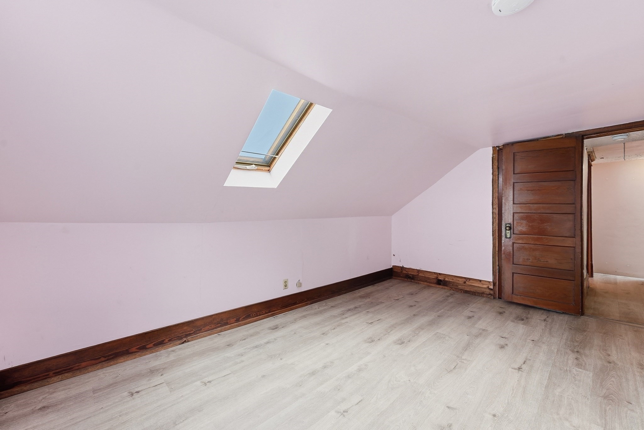 102 Tiffany St Property Photo 24
