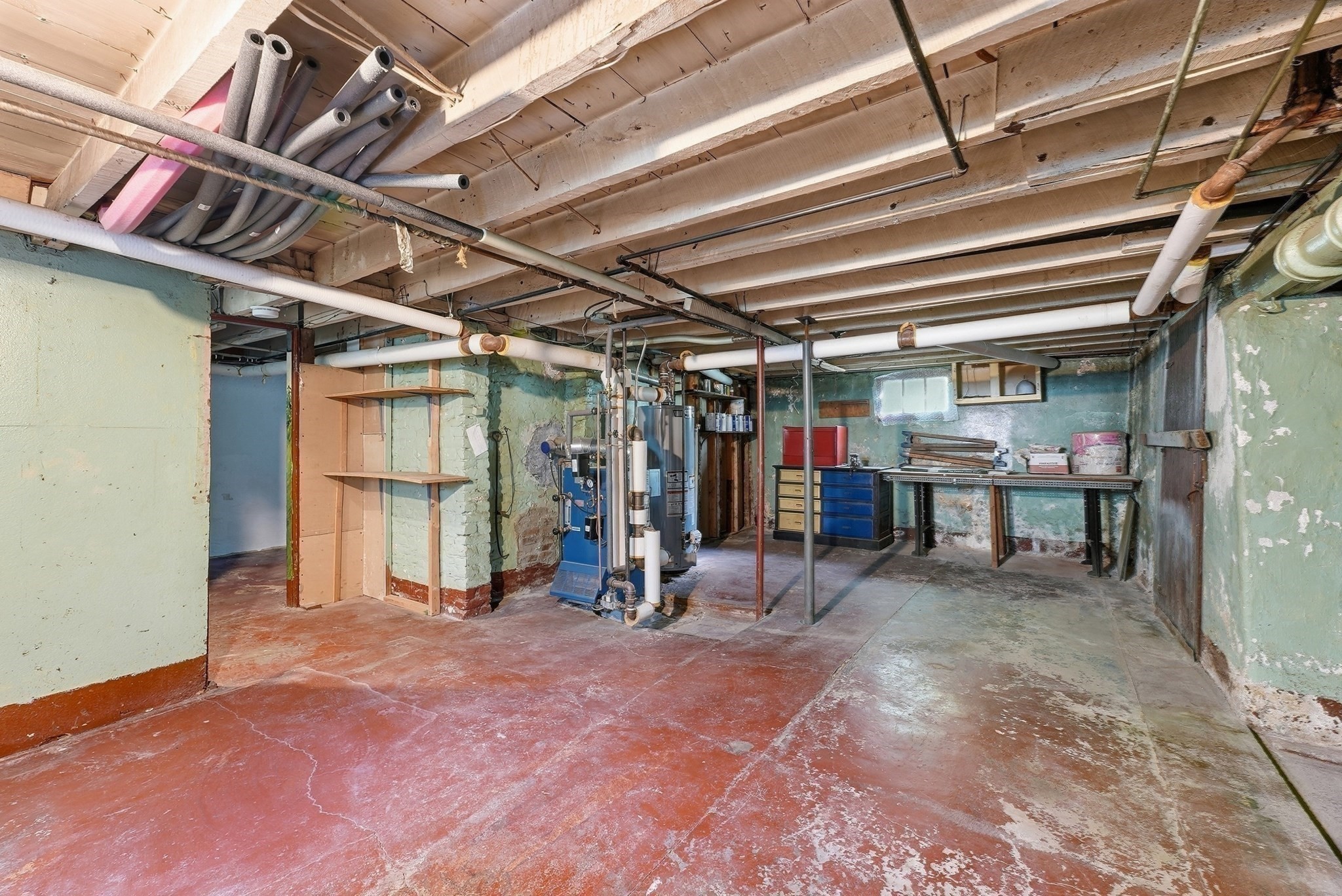 102 Tiffany St Property Photo 29