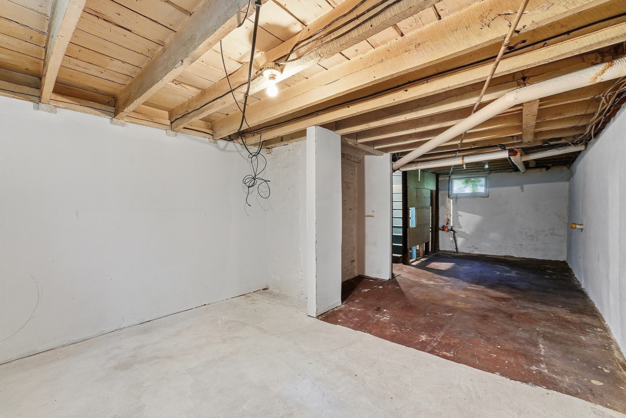102 Tiffany St Property Photo 30