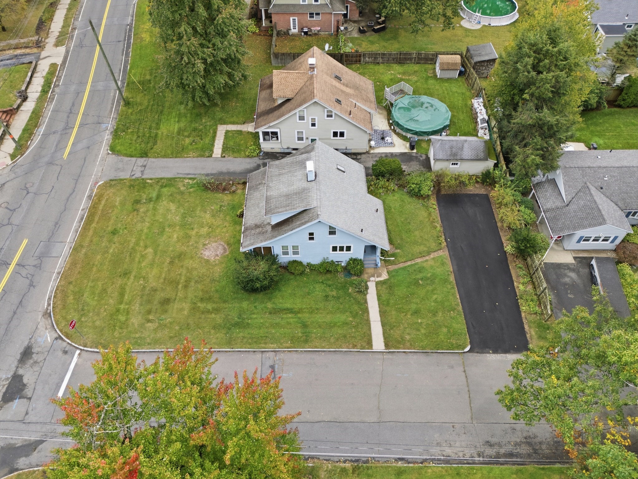 102 Tiffany St Property Photo 31
