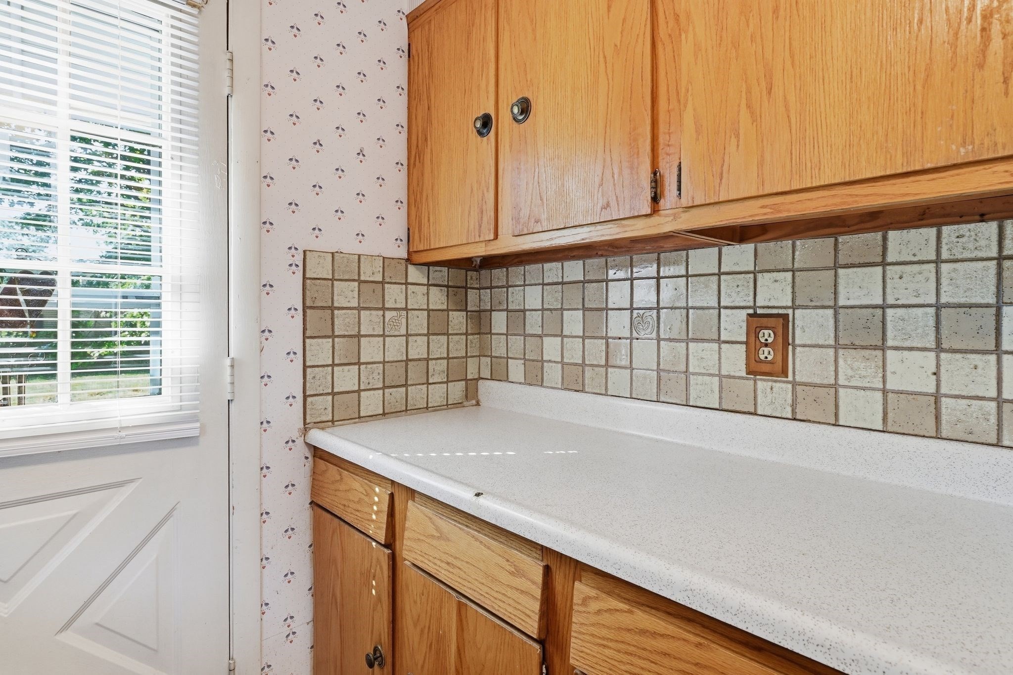 172 Barna St Property Photo 12