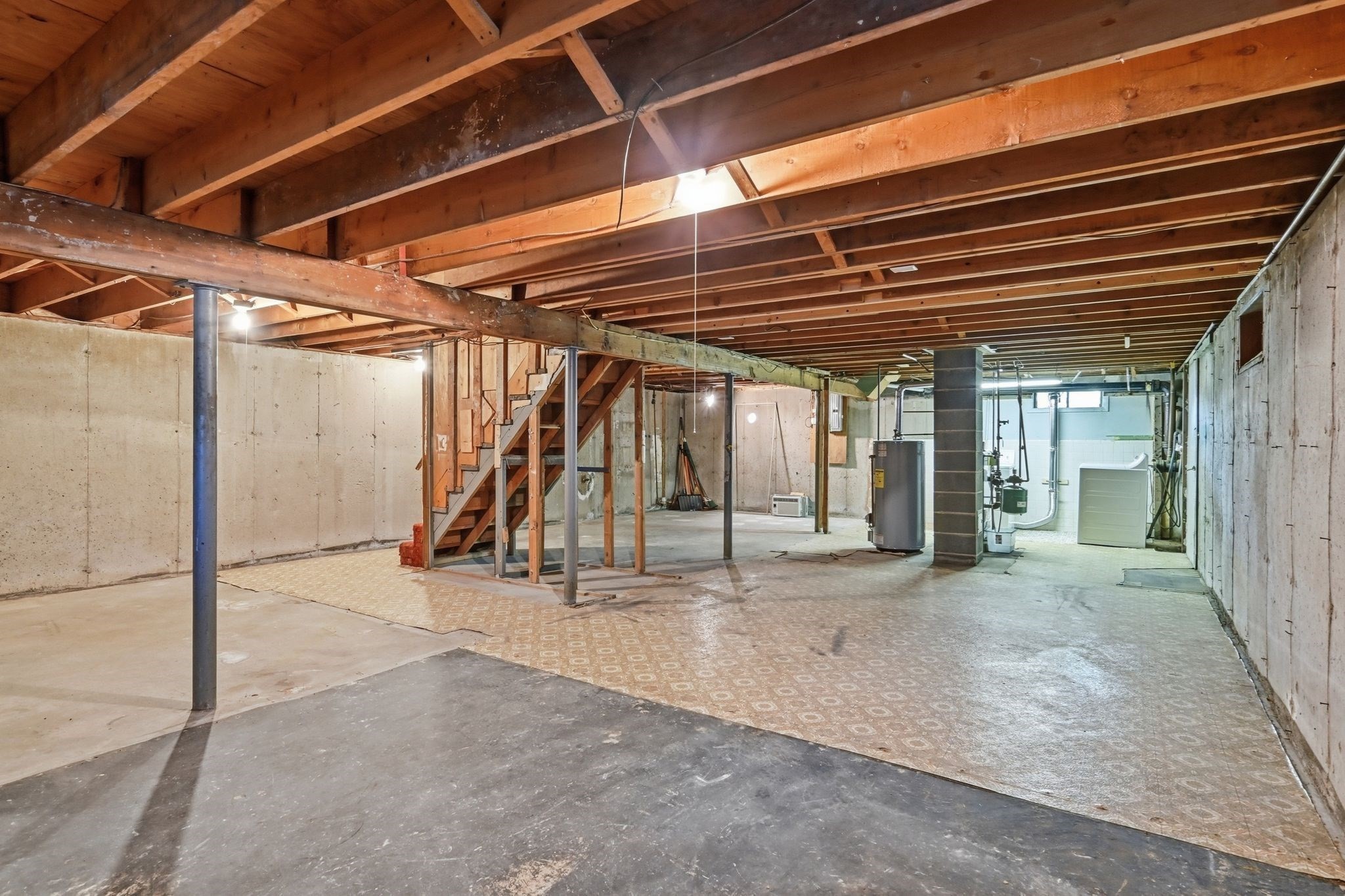 172 Barna St Property Photo 33