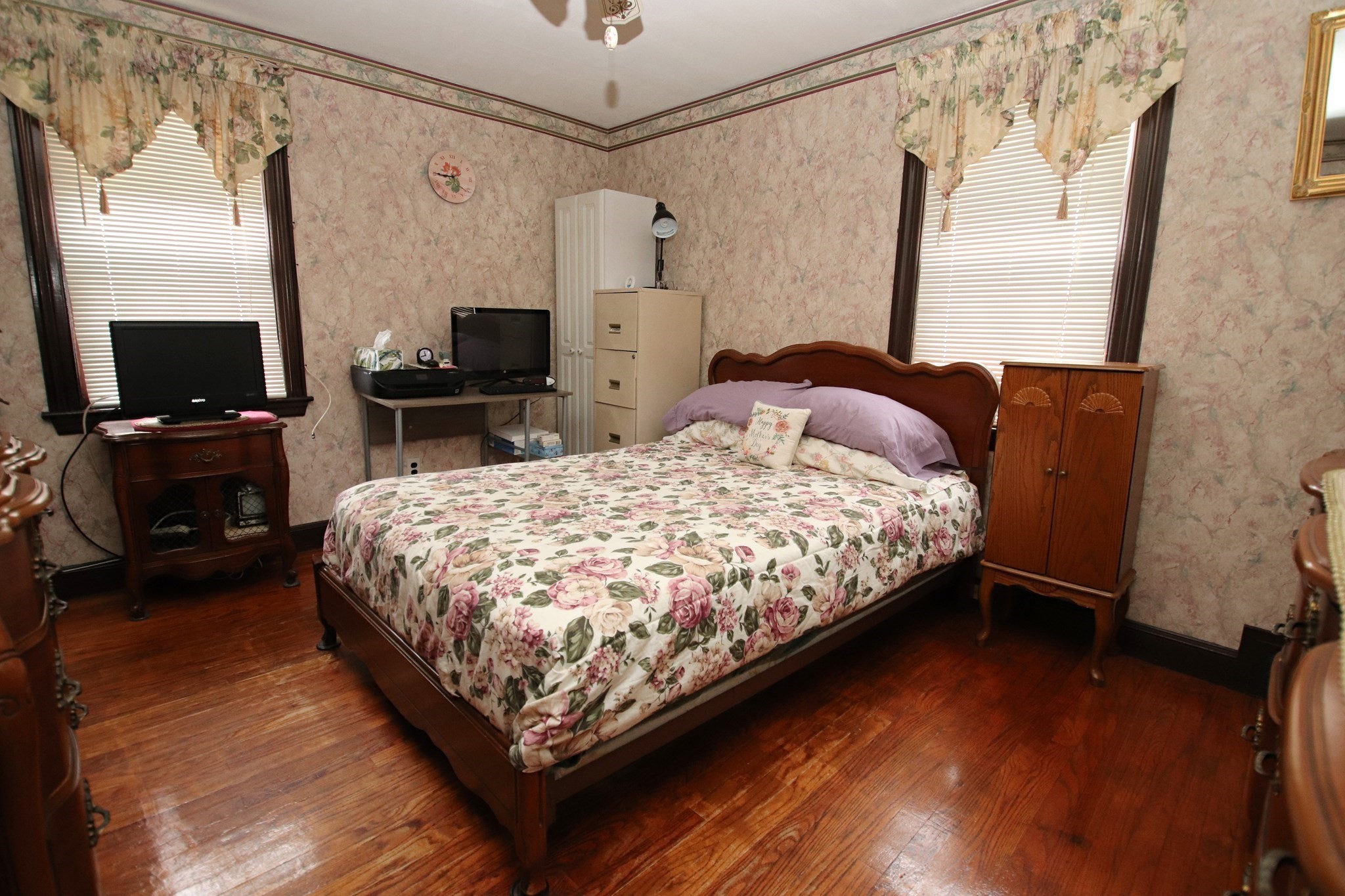 15 Lewis Lane Property Photo 8