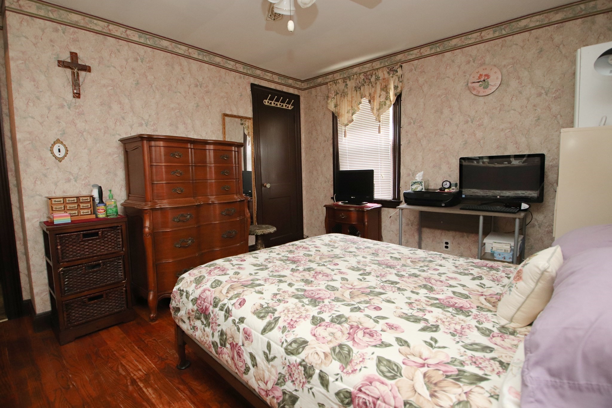 15 Lewis Lane Property Photo 9