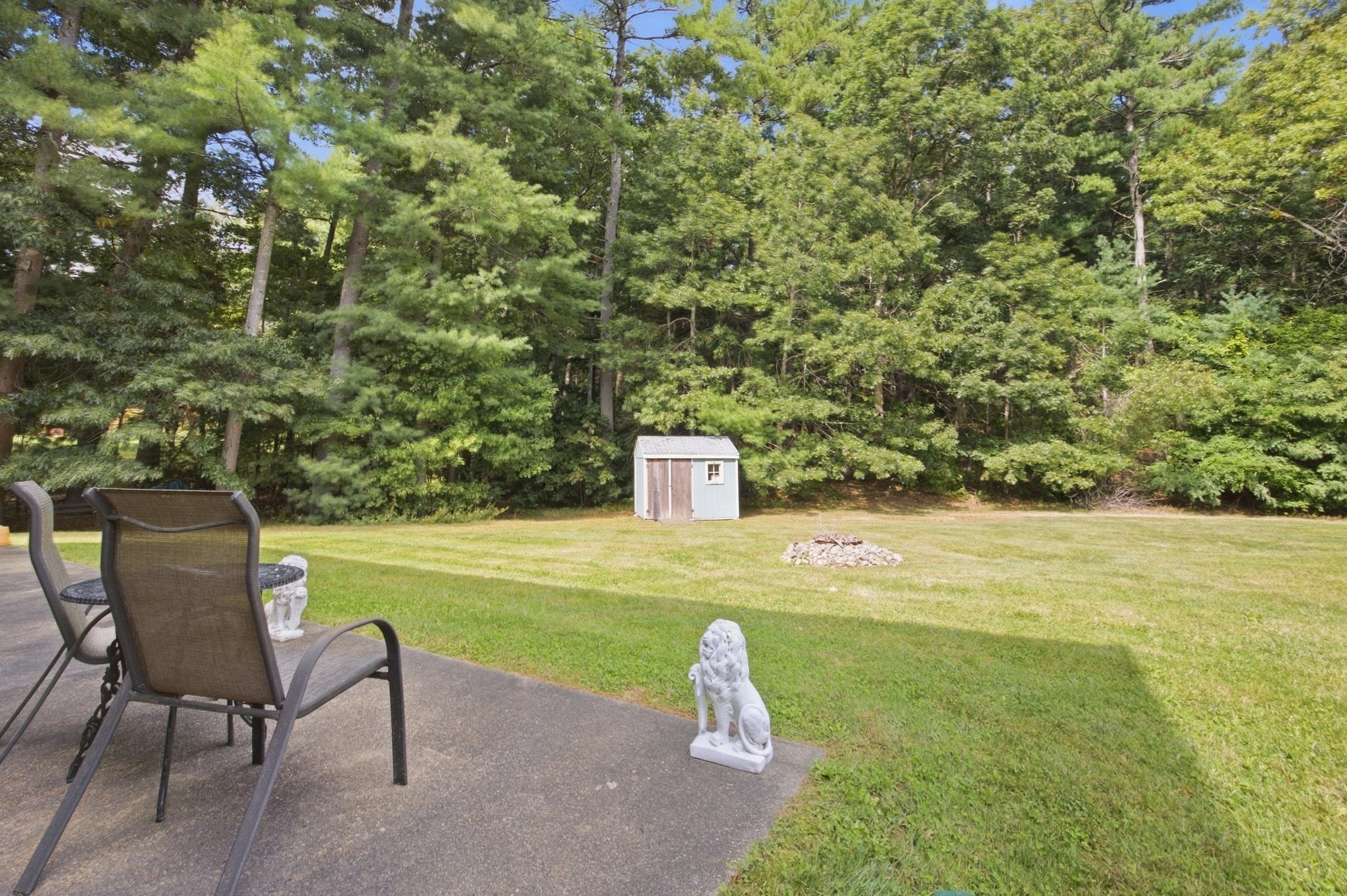 307 Elm St Property Photo 23