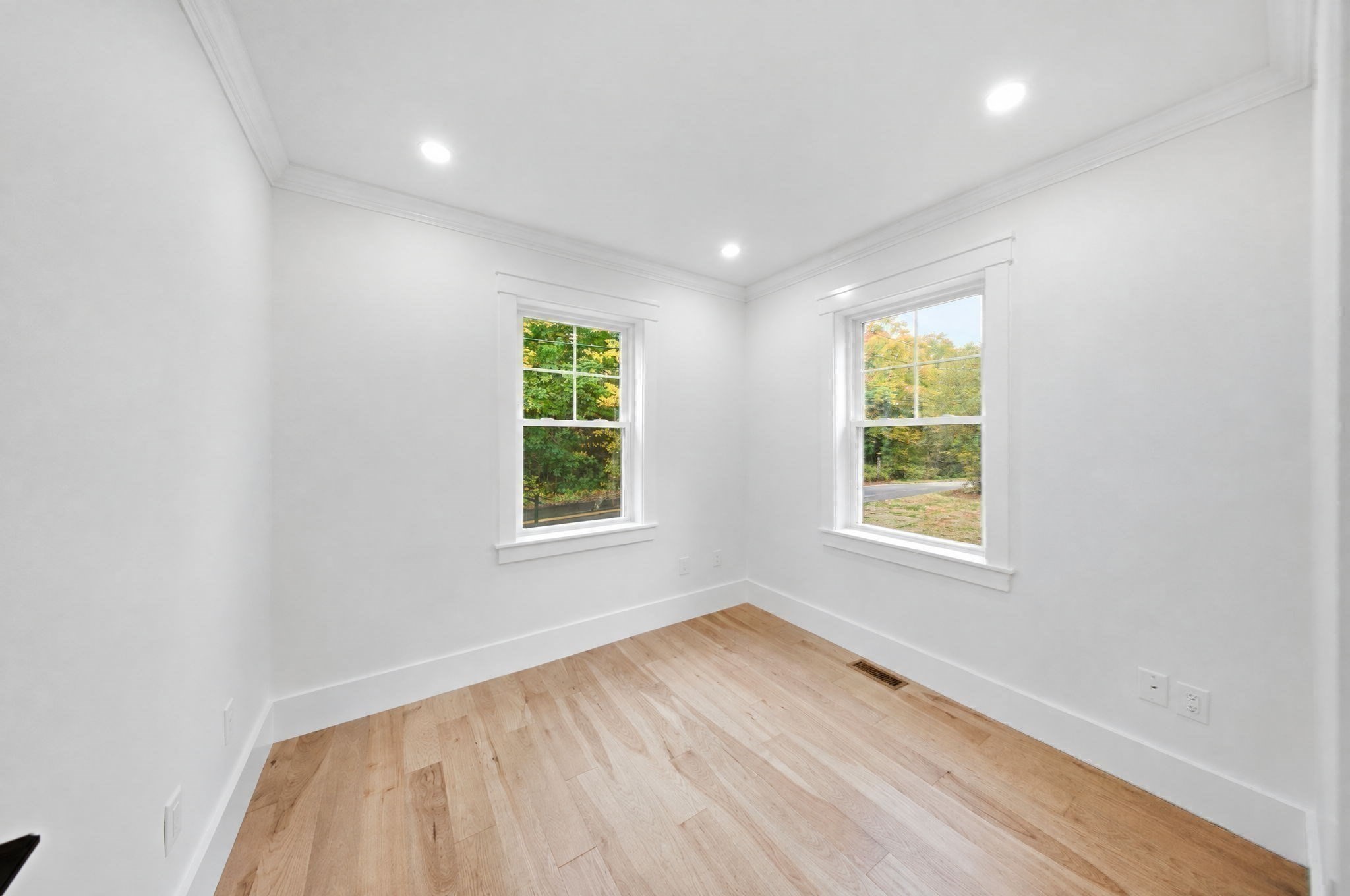 40 Baltimore St- Lot 2 Property Photo 21