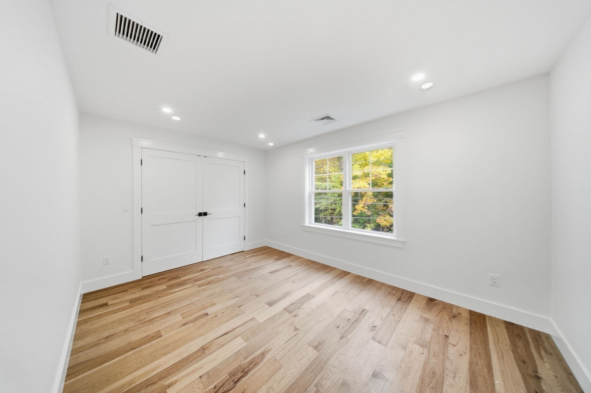 40 Baltimore St- Lot 2 Property Photo 31