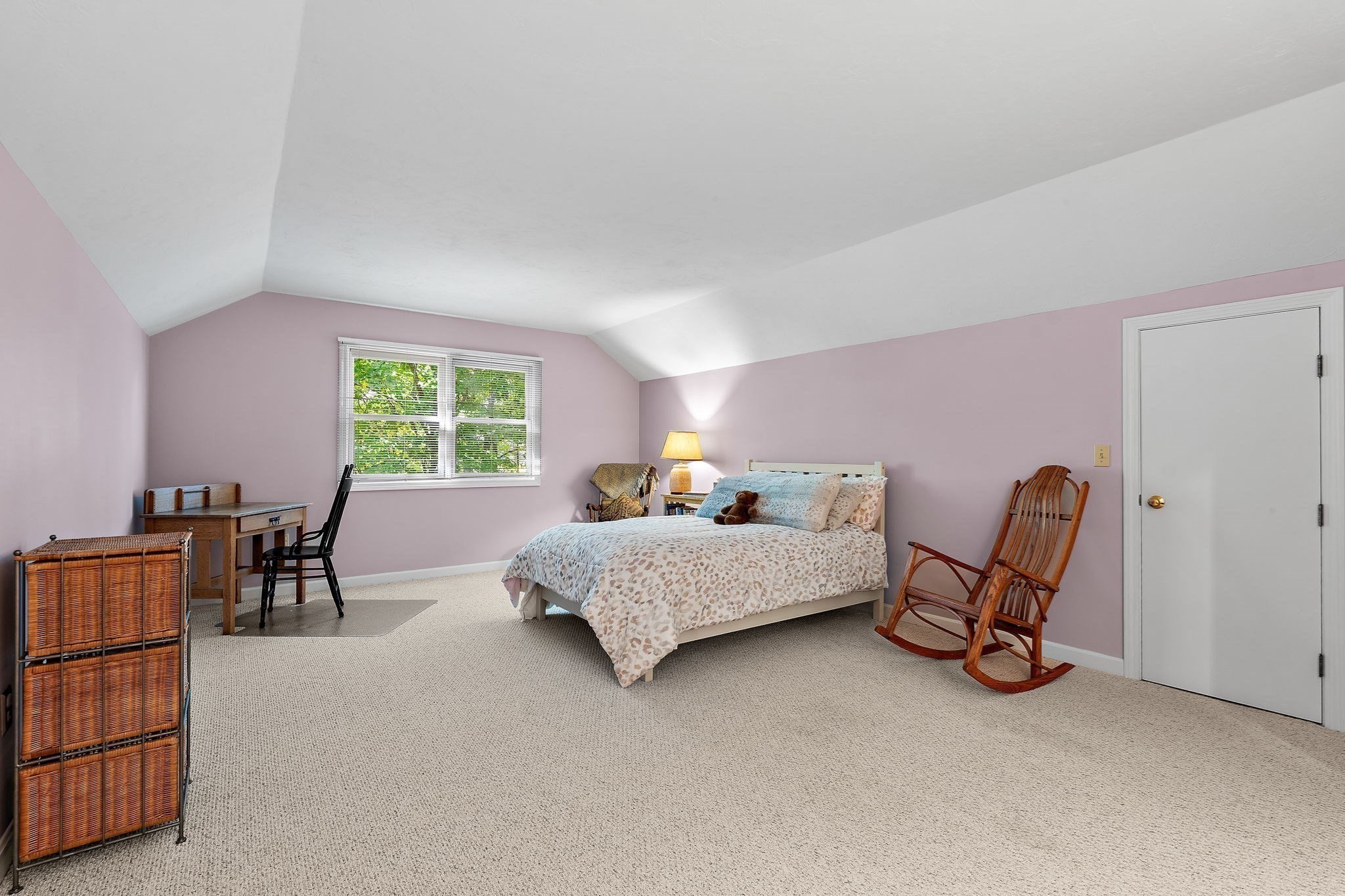 10 Trevor Ln Property Photo 17