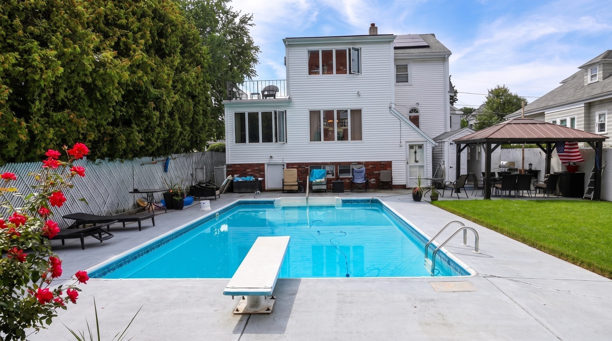 64 Sprague St Property Photo 1