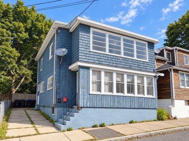 25 Home St Property Photo 1