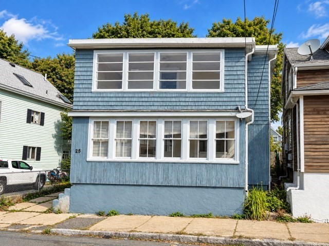 25 Home St Property Photo 20