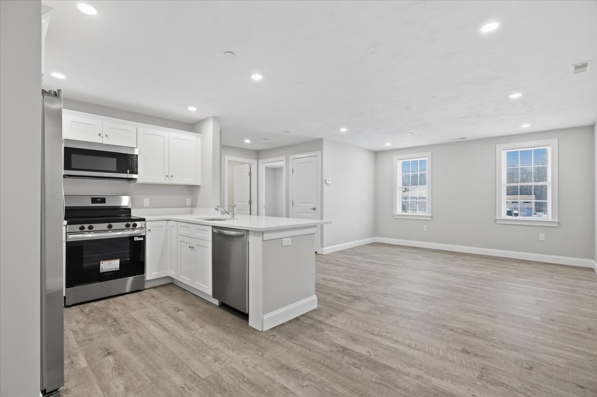 206 Central Street # D Property Photo 2