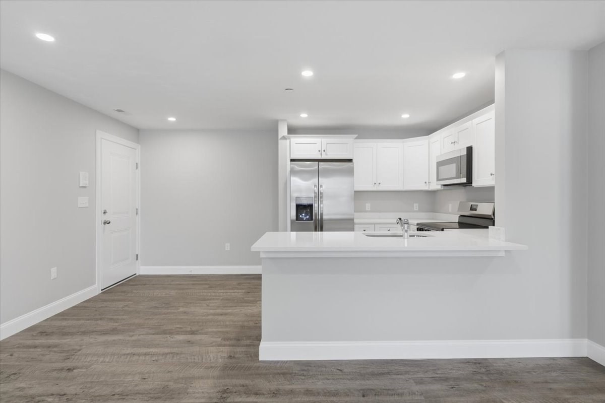 206 Central Street # D Property Photo 4
