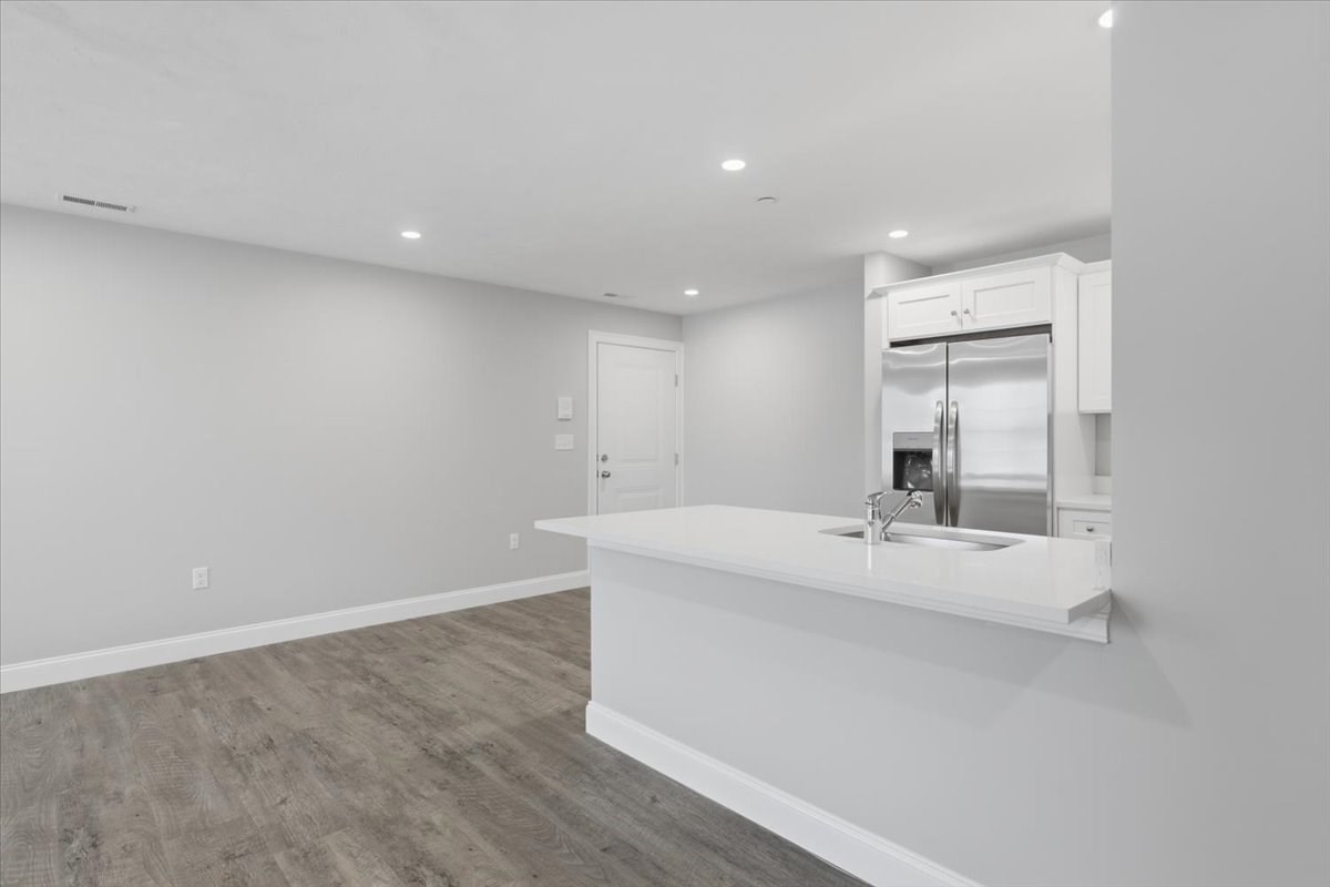 206 Central Street # D Property Photo 5