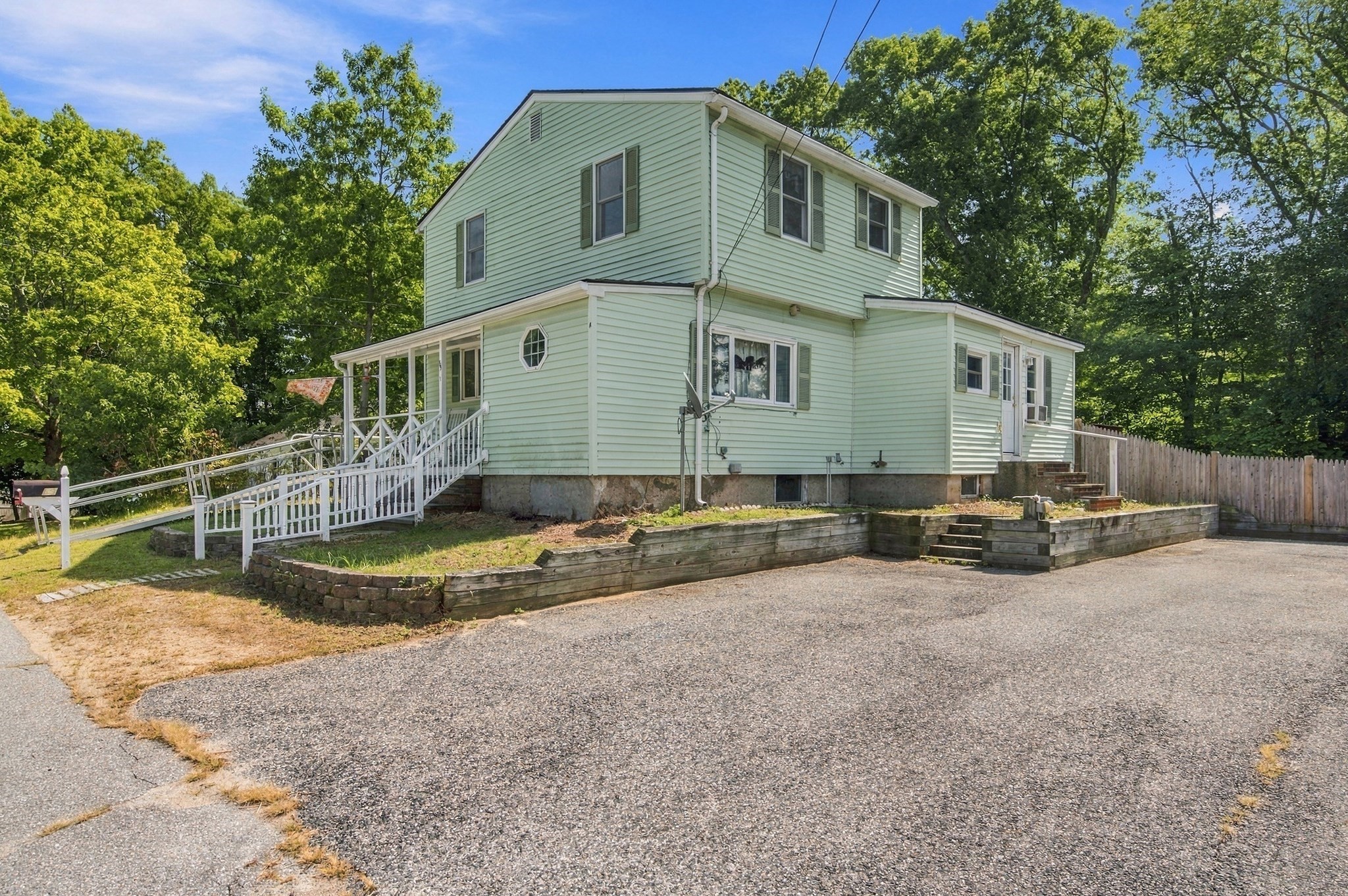 69 Randolph Ave Property Photo 1