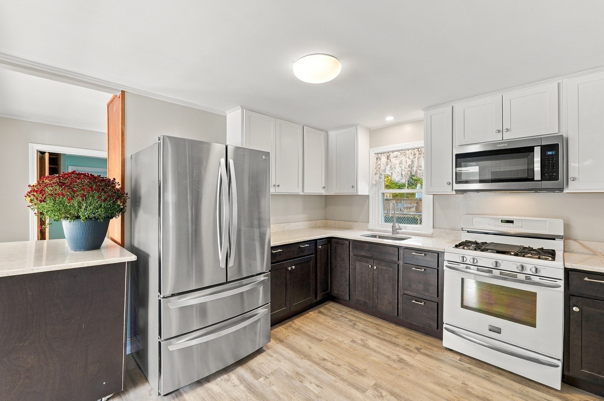 175 Union Street Property Photo 8