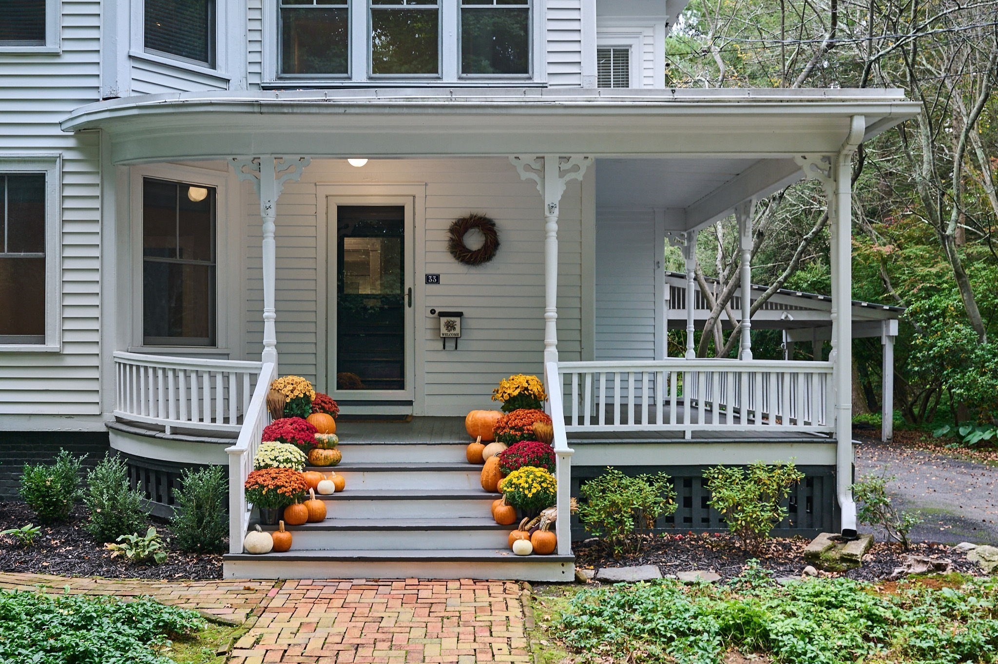 33 Gaylord St Property Photo 3
