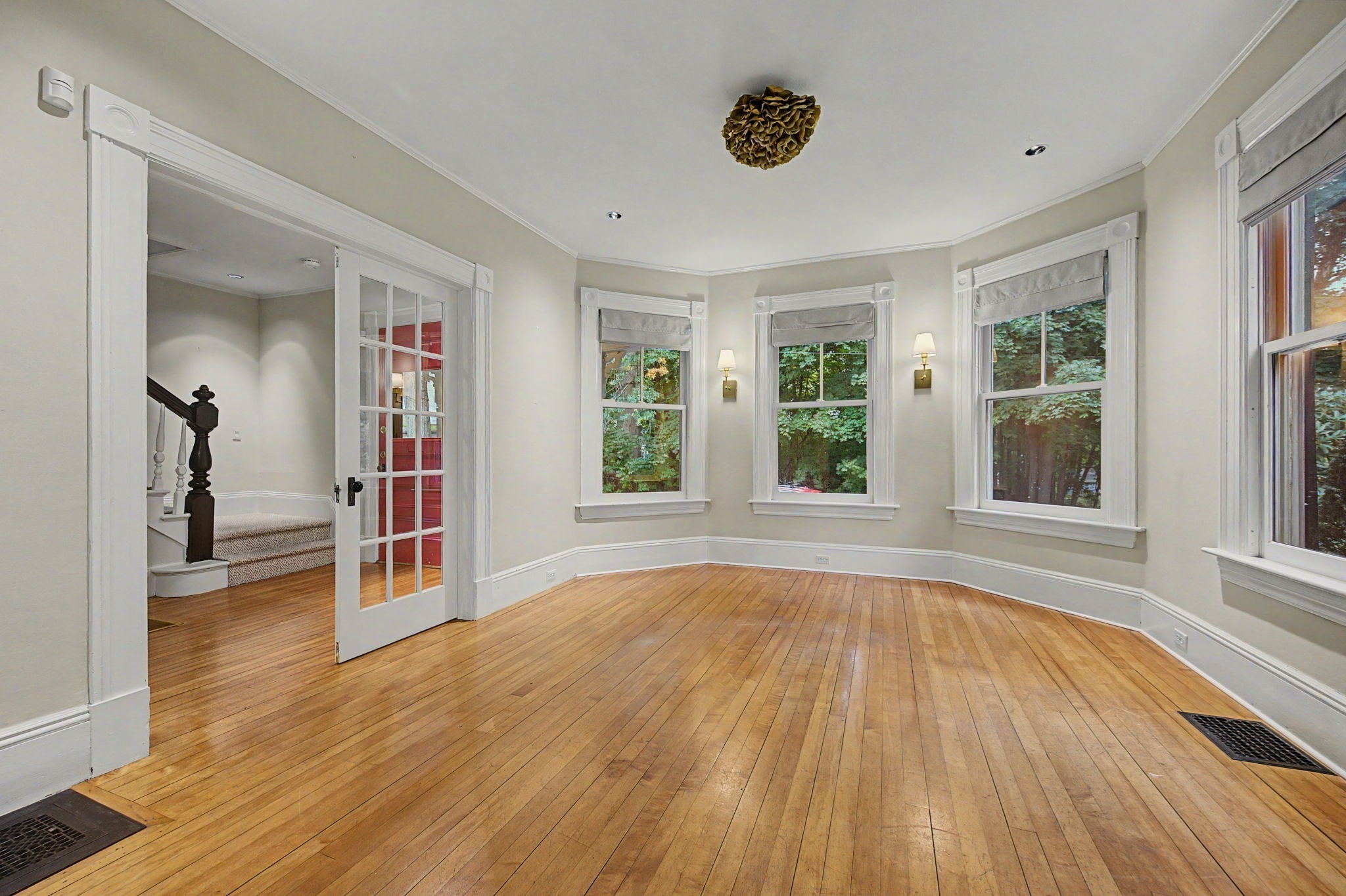 33 Gaylord St Property Photo 7