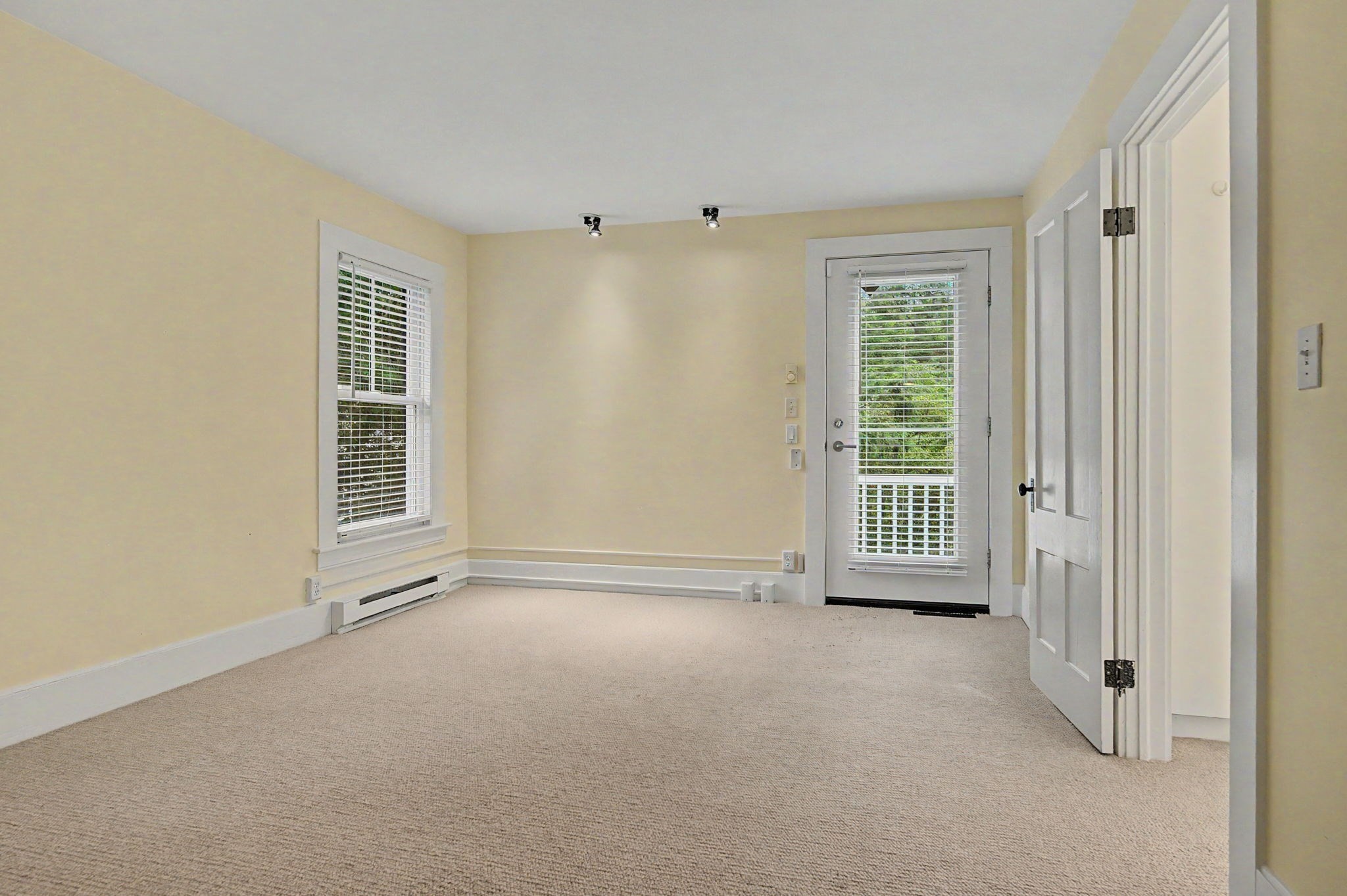 33 Gaylord St Property Photo 23