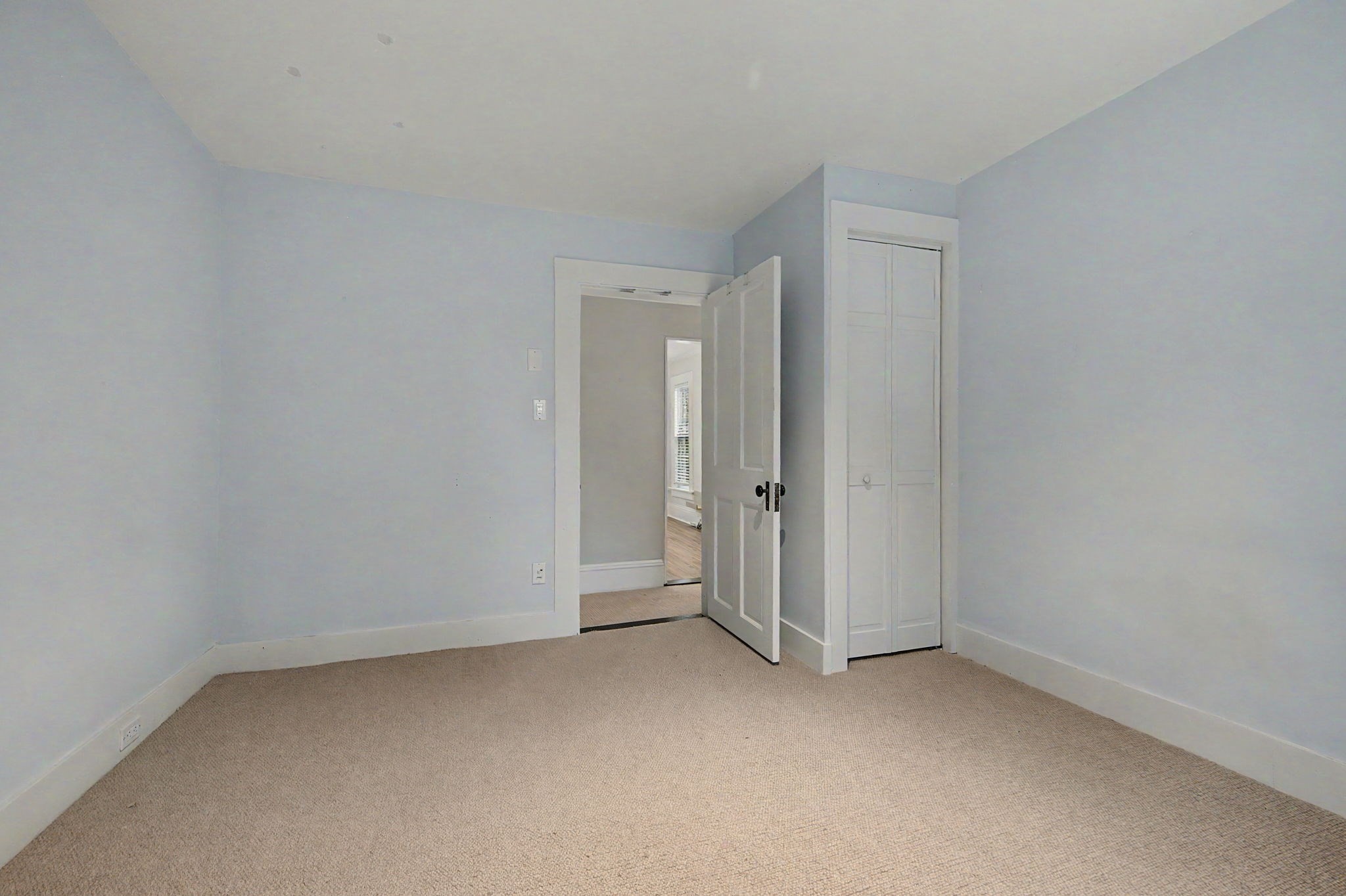 33 Gaylord St Property Photo 27