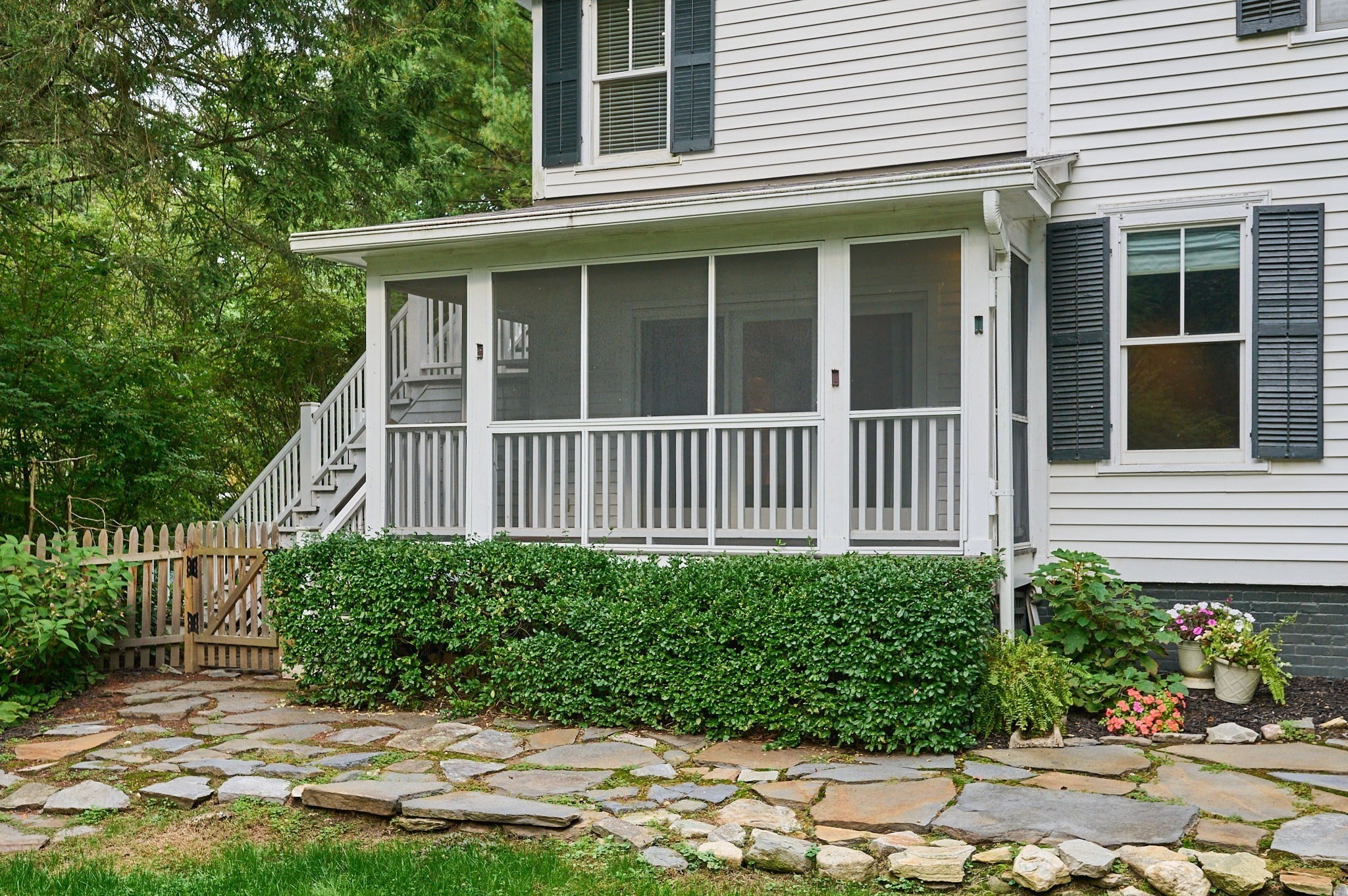 33 Gaylord St Property Photo 37