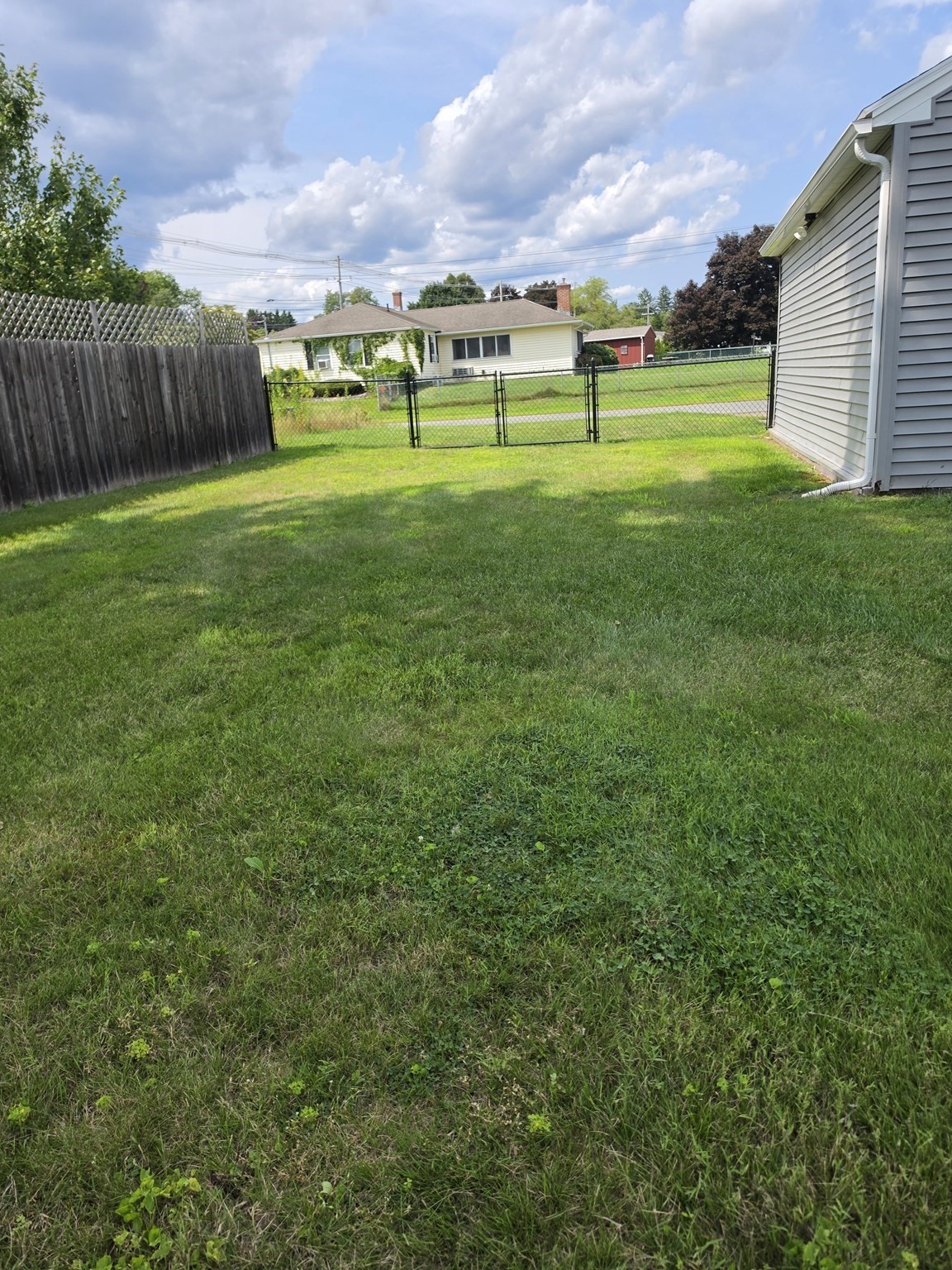 50 Upland Road Property Photo 7
