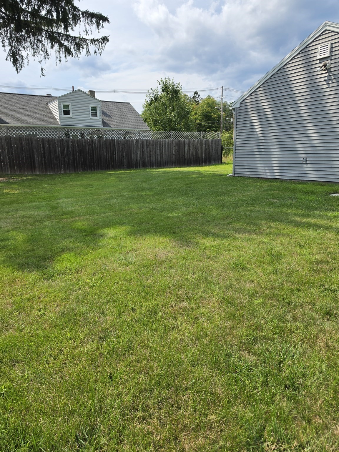 50 Upland Road Property Photo 8