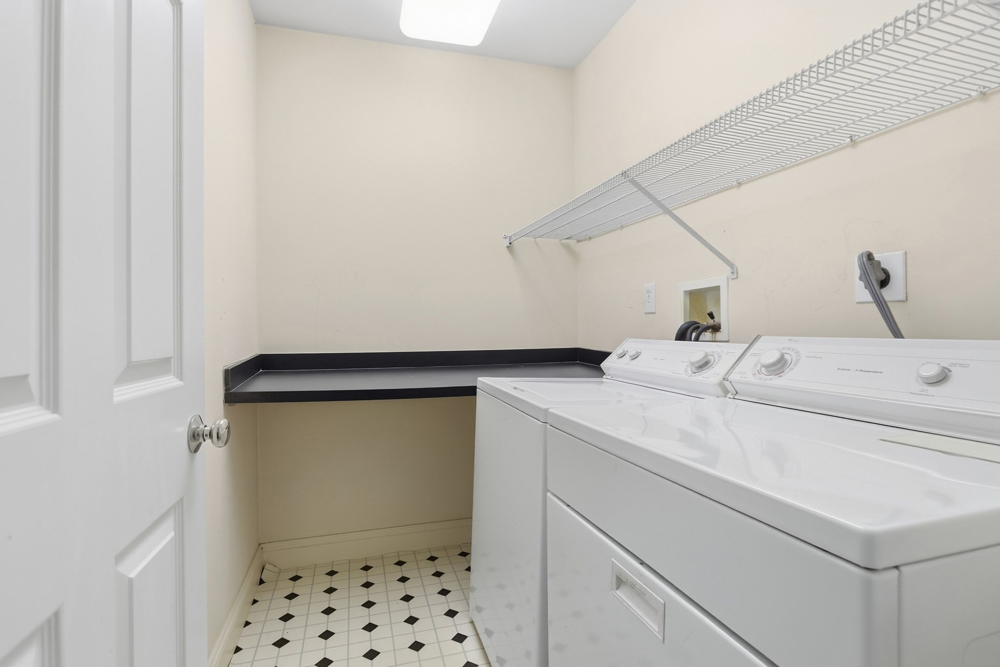 14 Windingwood Ln # 14 Property Photo 17