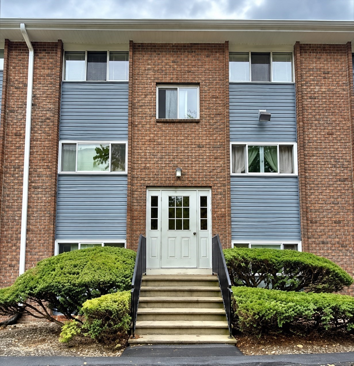 10 Woodcrest Ct # 5 Property Photo 15