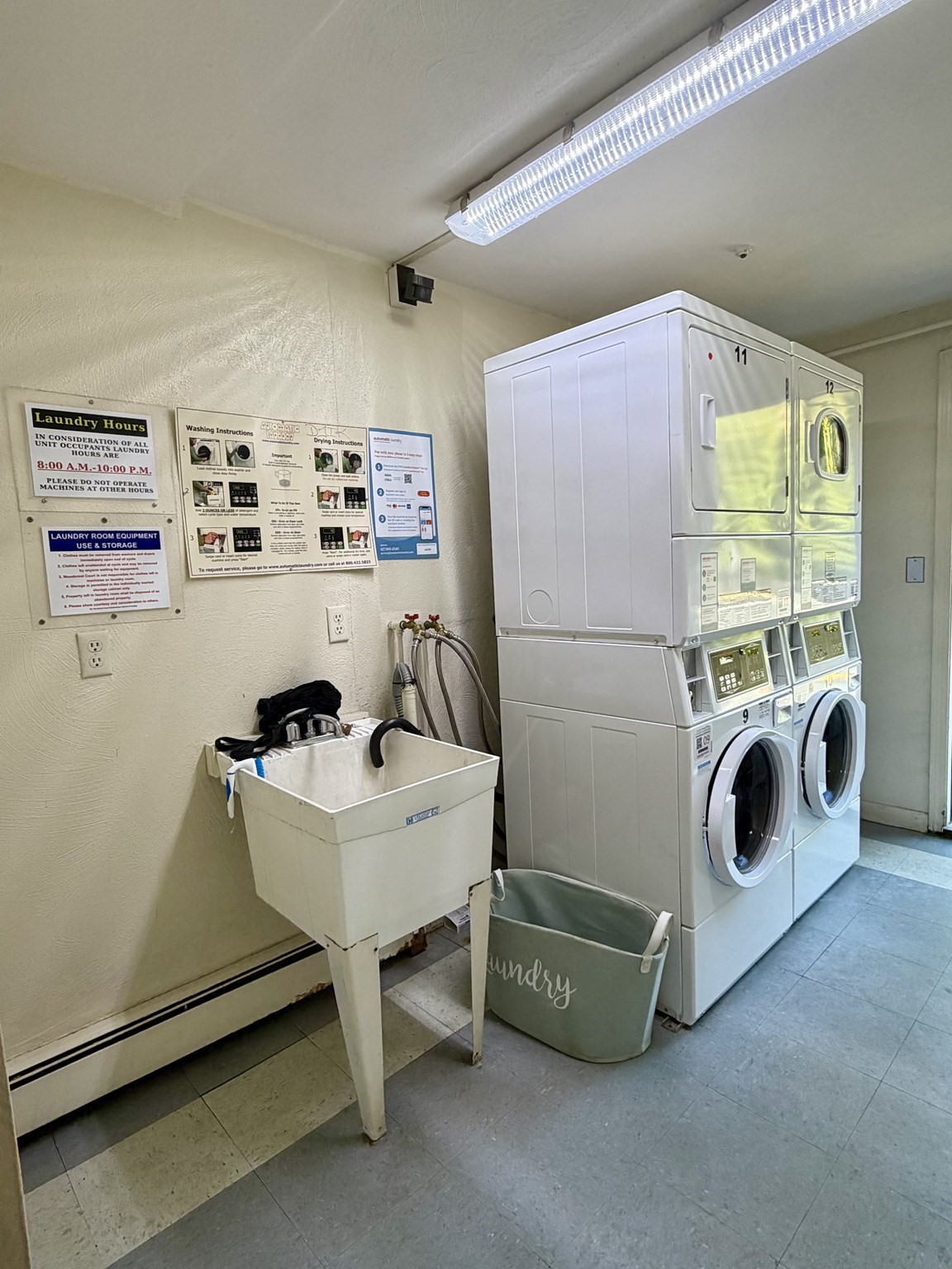 10 Woodcrest Ct # 5 Property Photo 16