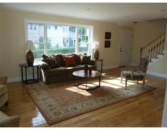 3 Oakley Rd # 3 Property Photo 2
