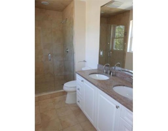 3 Oakley Rd # 3 Property Photo 6