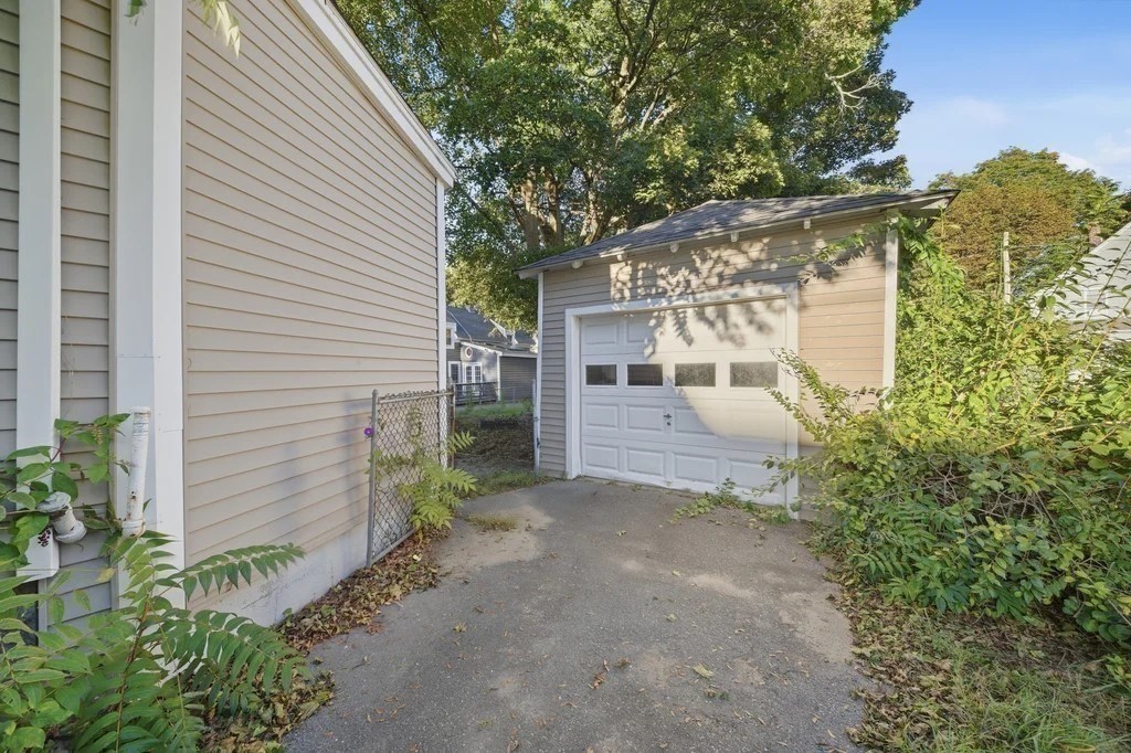 45 Townsend St Property Photo 4