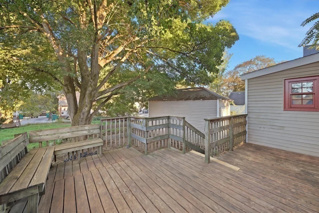 45 Townsend St Property Photo 9