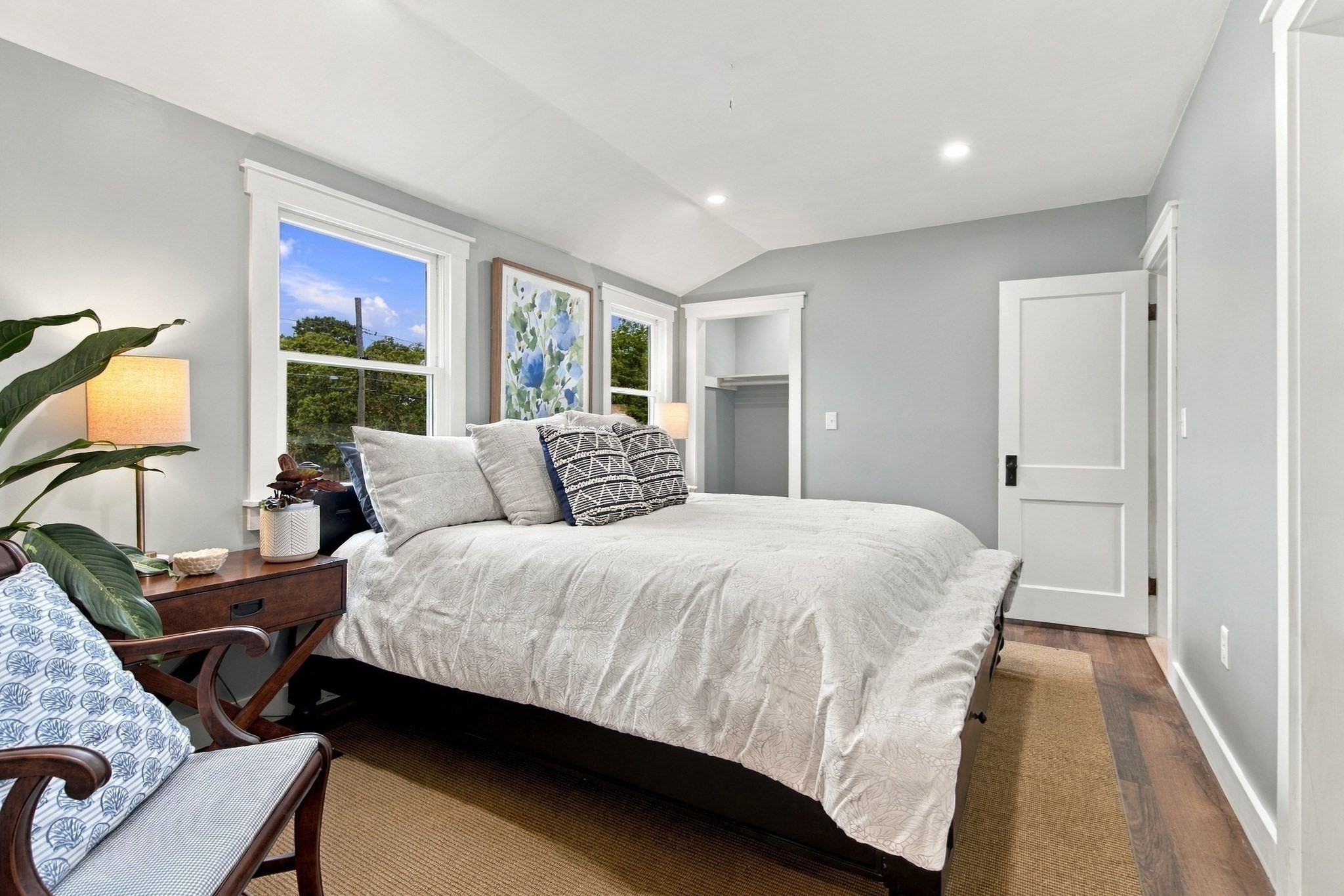 33 Pleasant Property Photo 34
