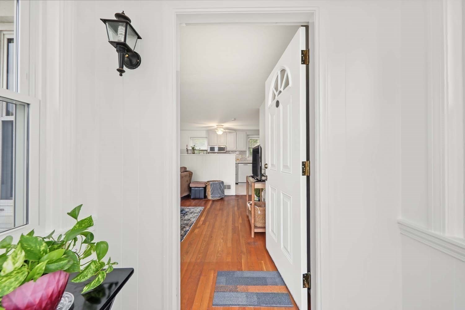 18 Zenas Property Photo 4