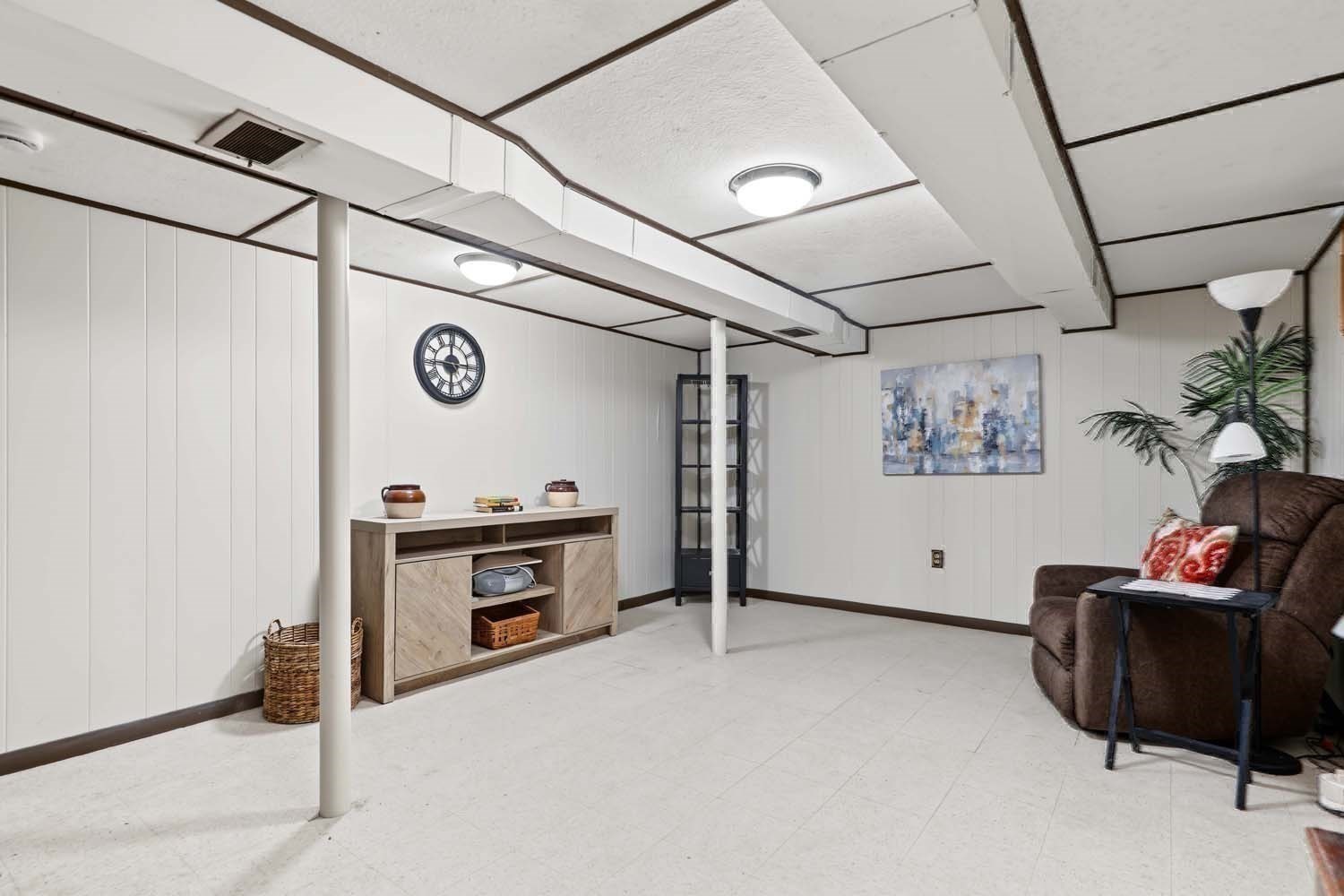 18 Zenas Property Photo 21