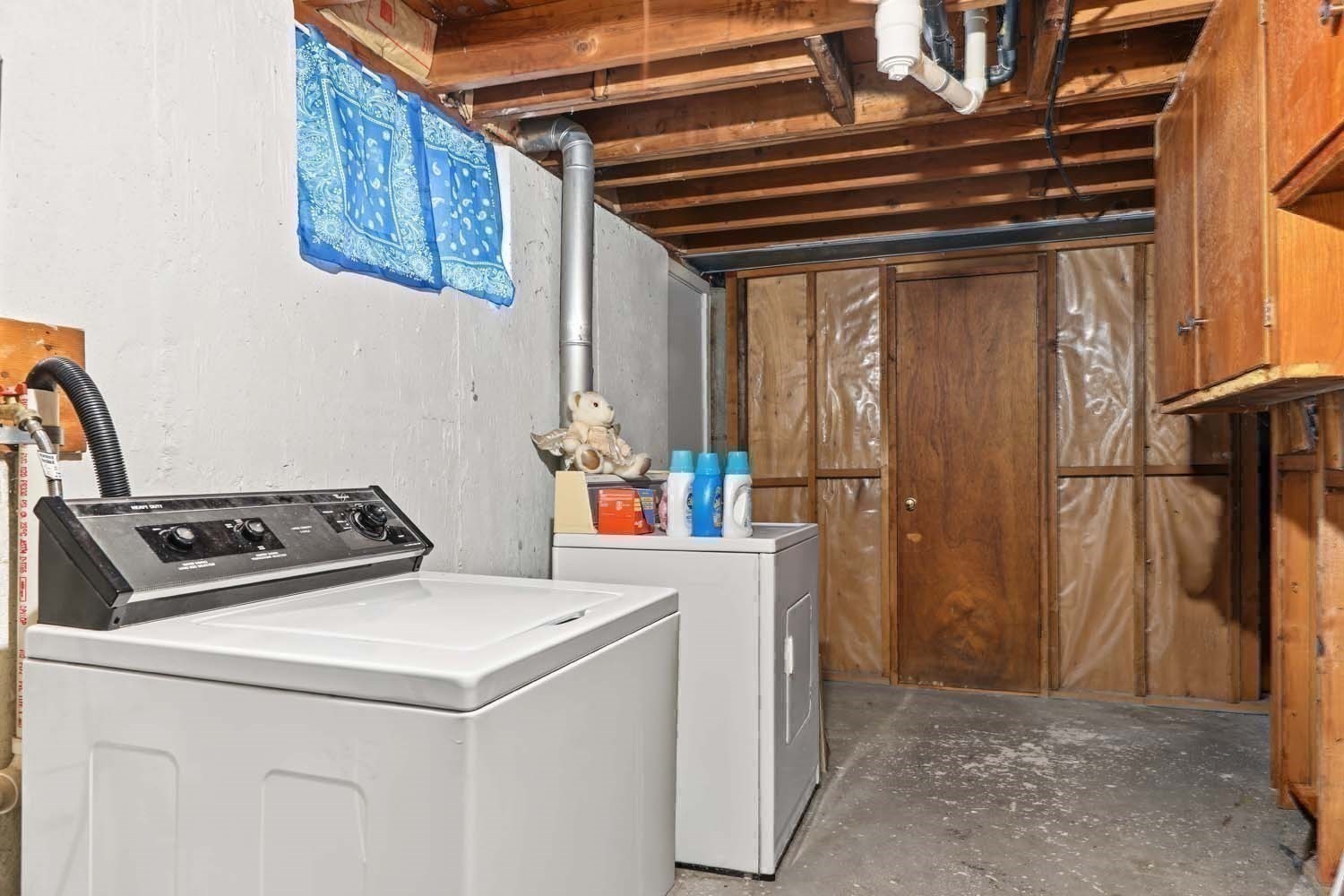18 Zenas Property Photo 25
