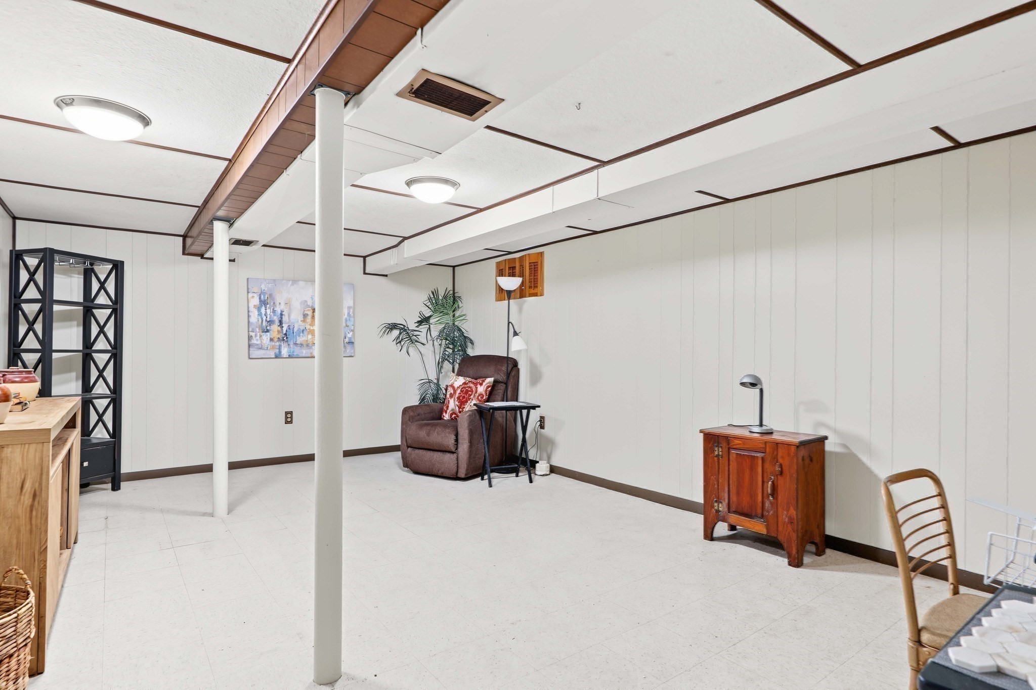 18 Zenas Property Photo 26