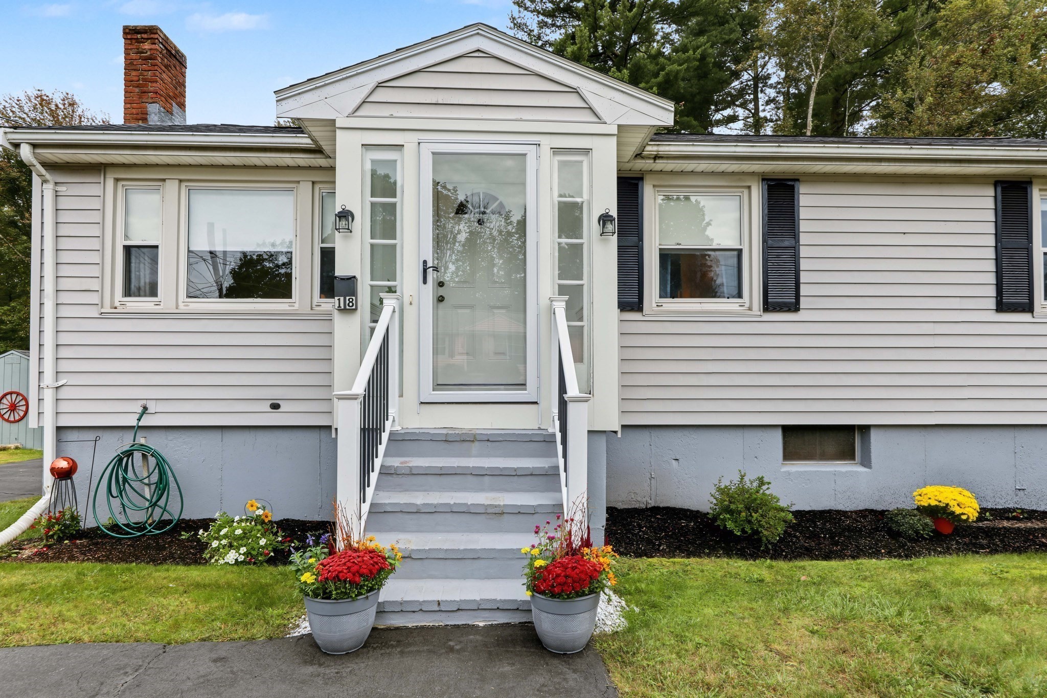 18 Zenas Property Photo 28
