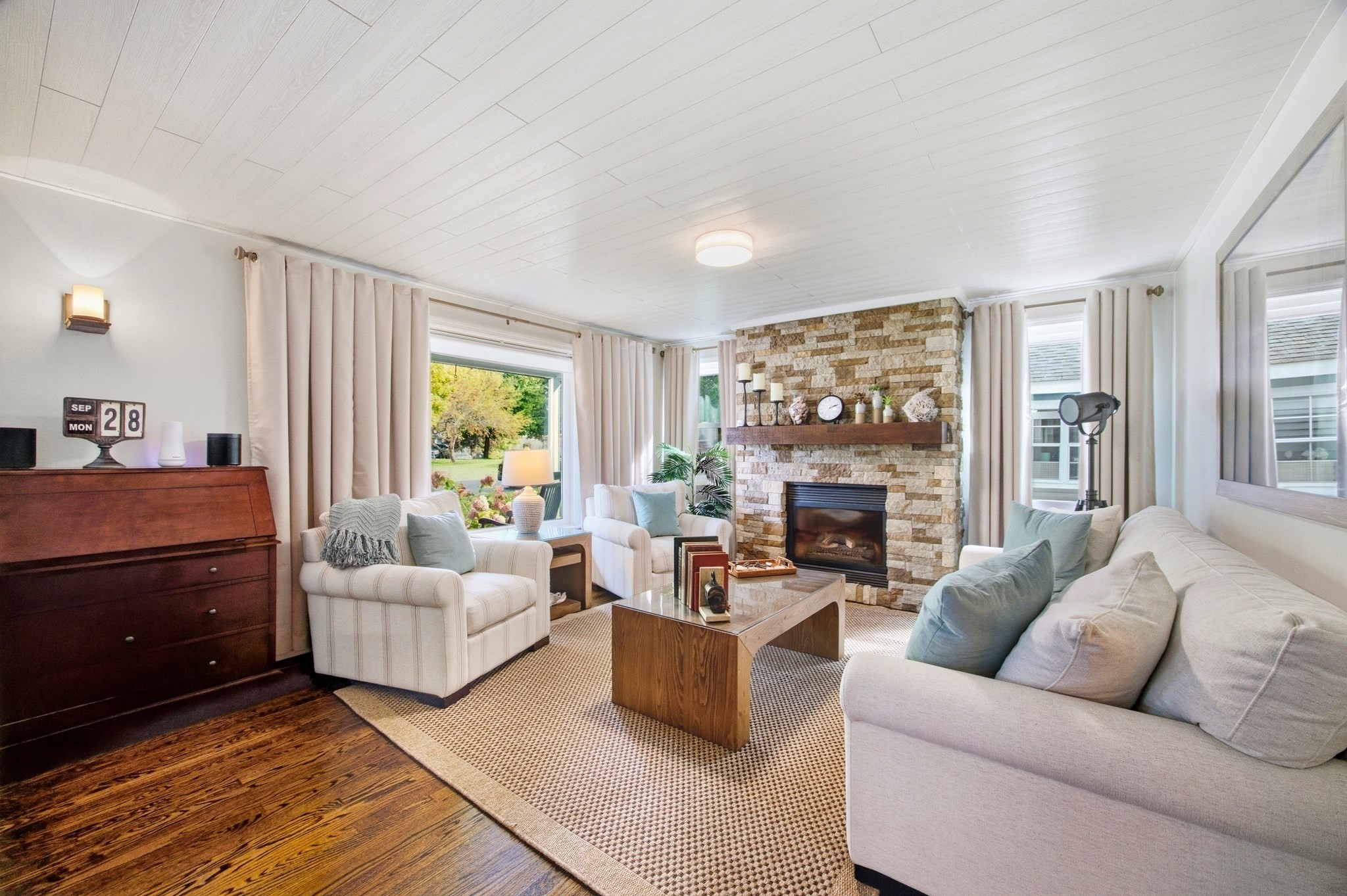20 Dana Hl Property Photo 6