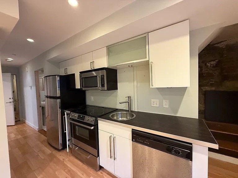 44 Saint Margaret St # B Property Photo 1