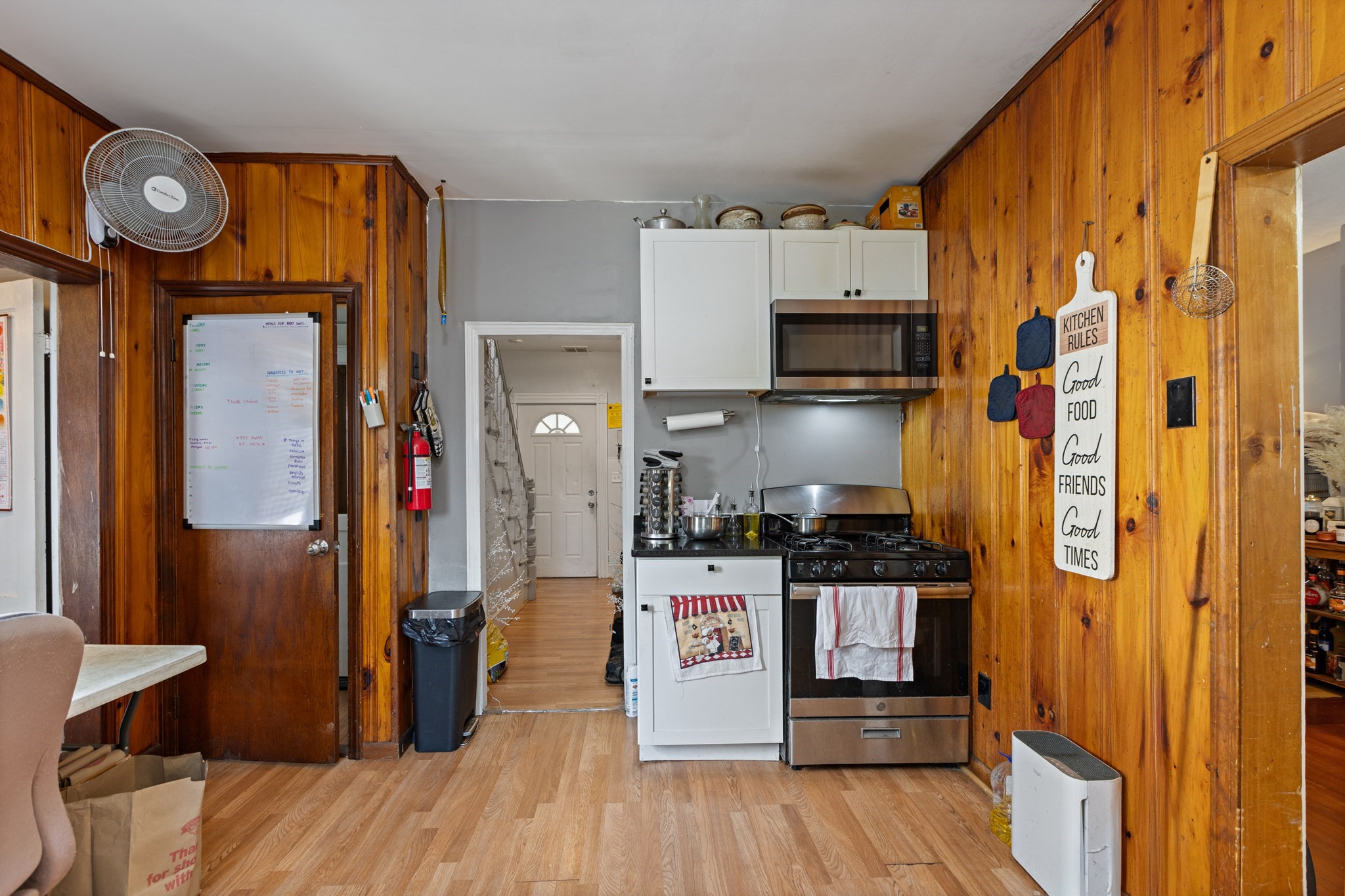 112 Marshall St Property Photo 19