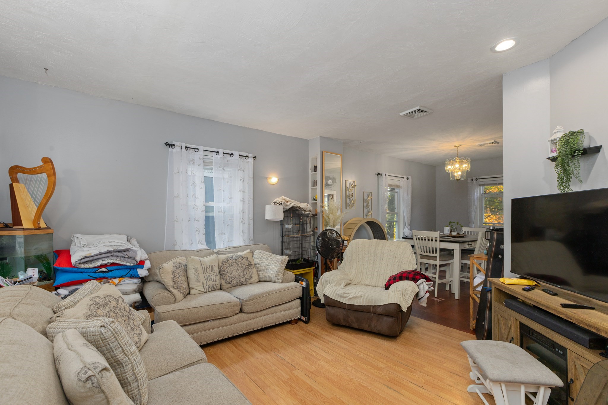 112 Marshall St Property Photo 26