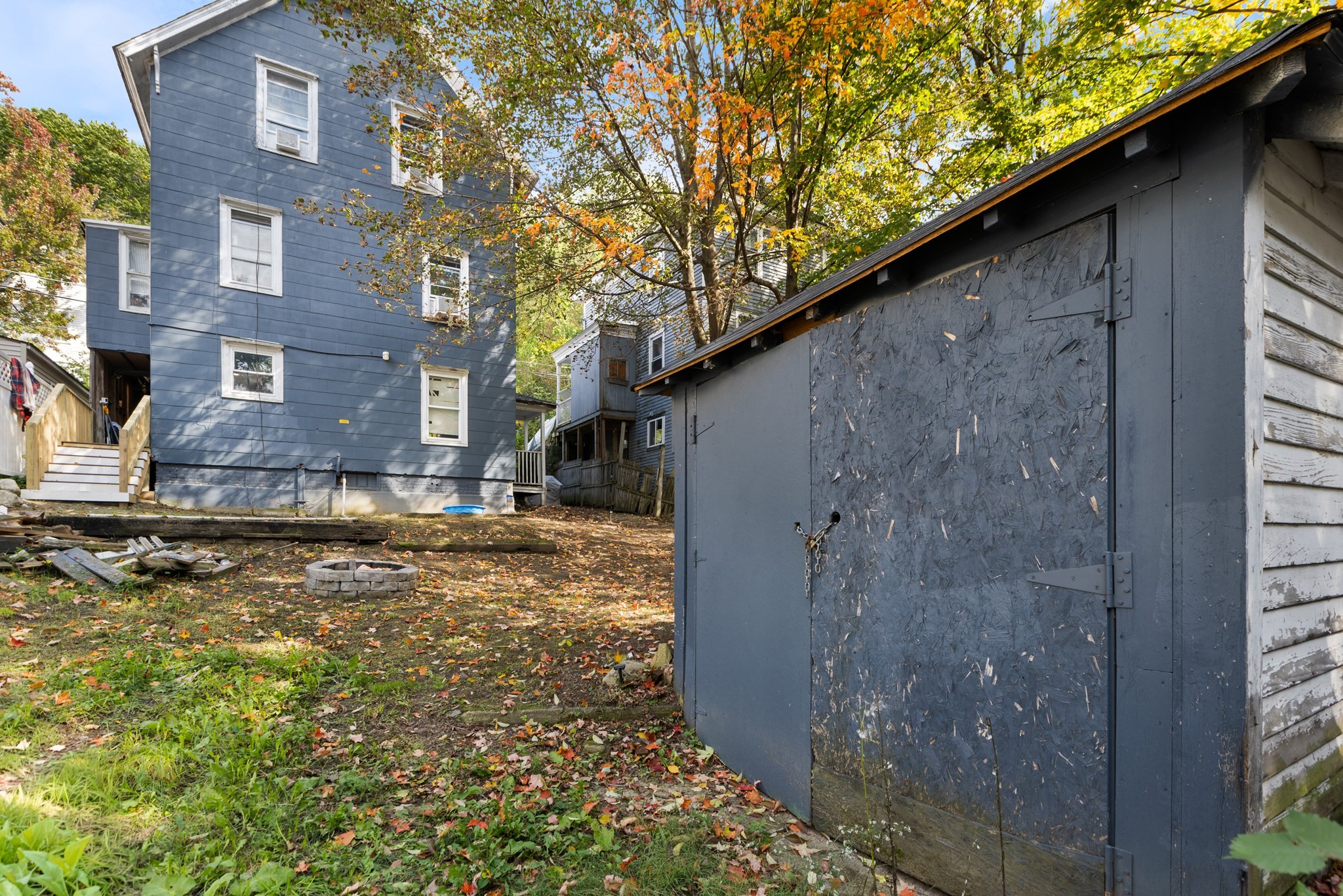 112 Marshall St Property Photo 33