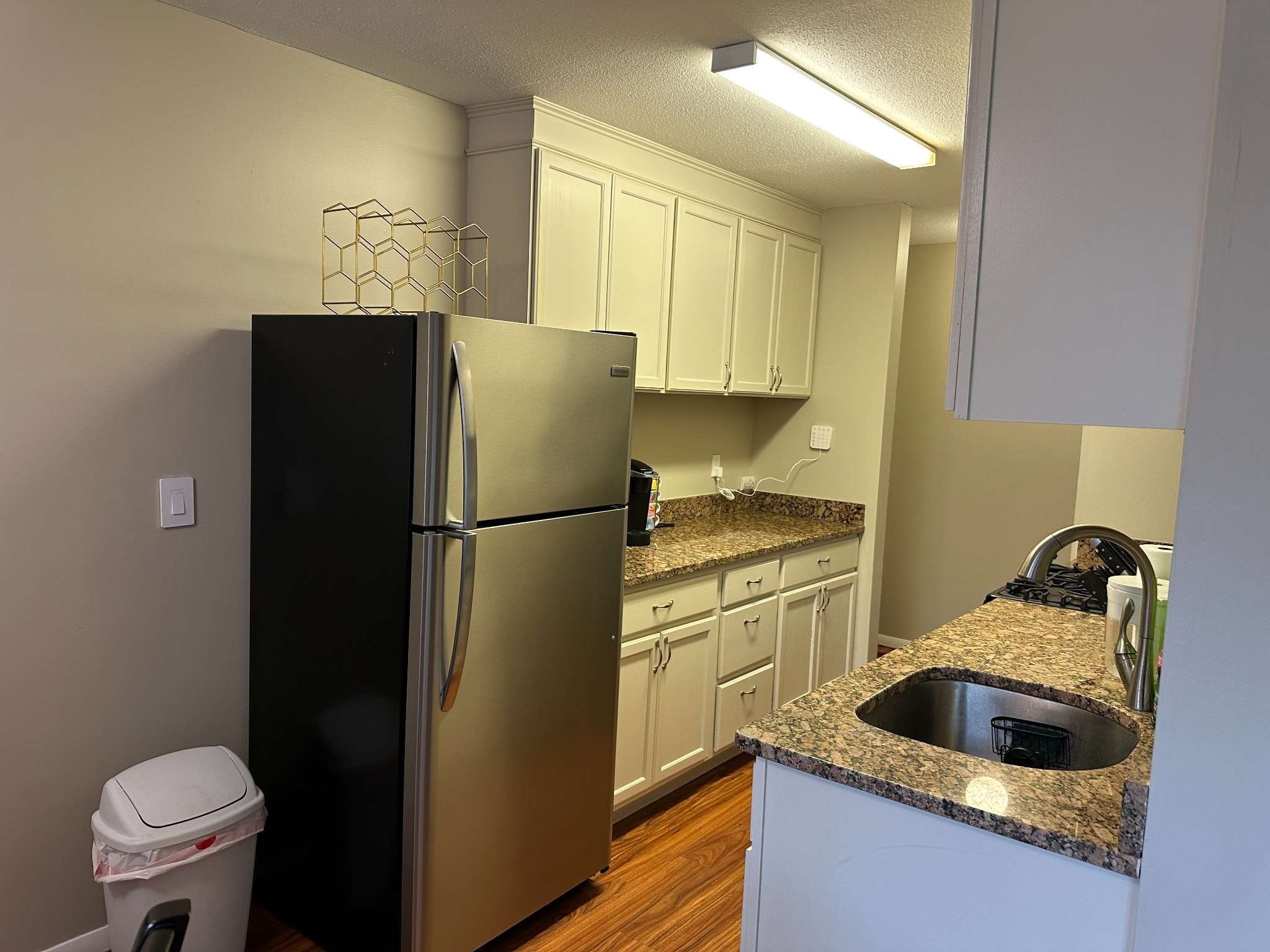 20 Shrewsbury Green Dr # G Property Photo 11